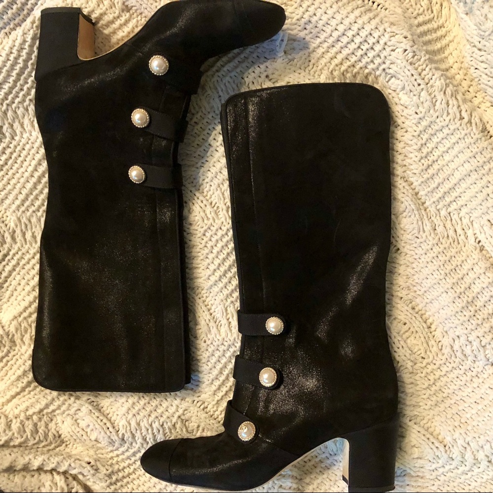 Price drop! Chanel suede boots with pearl buttons